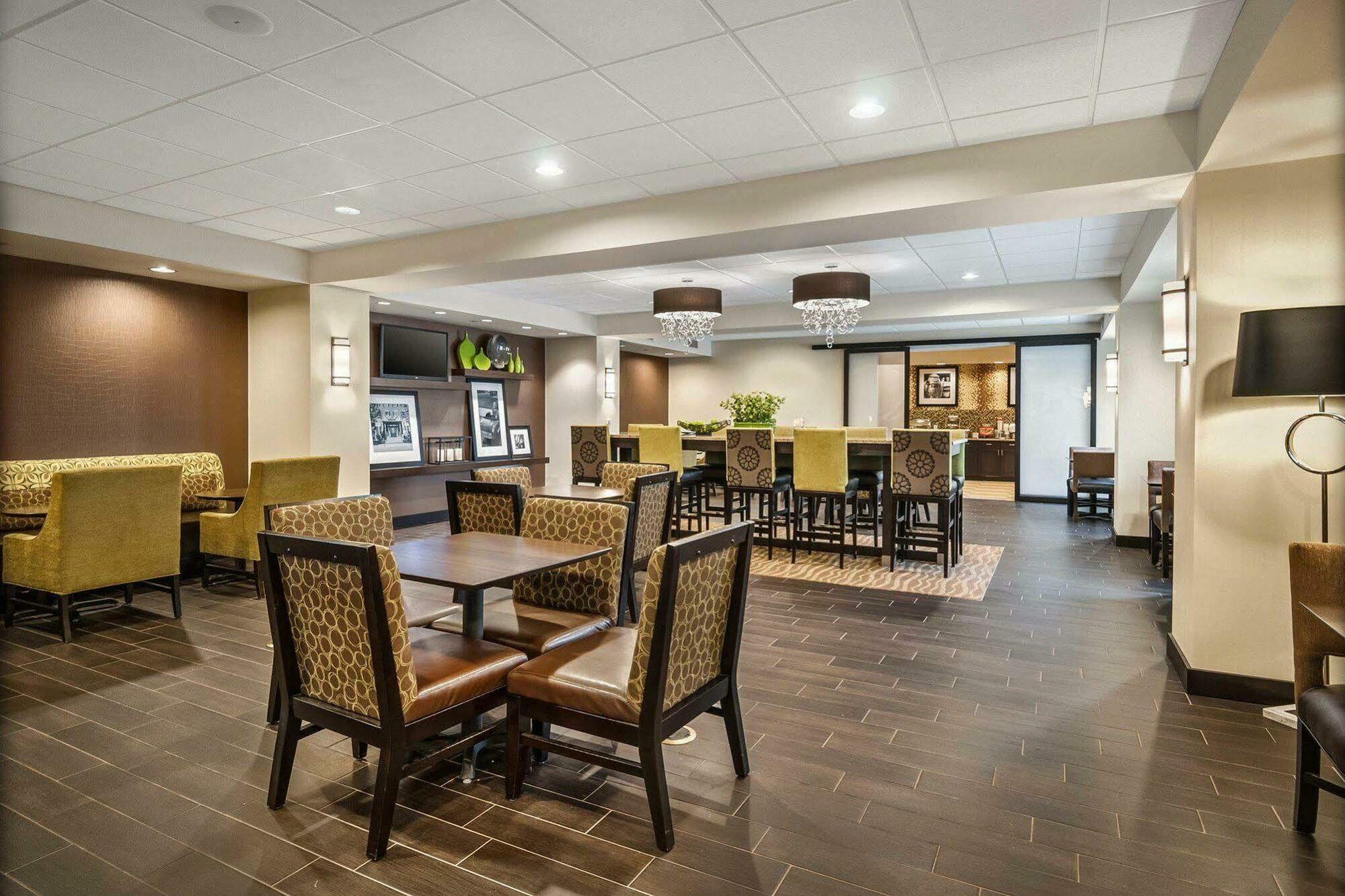 Hampton Inn Dover Exterior foto